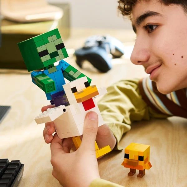 Конструктор LEGO® Minecraft™ Курячий Жокей Конструктор Декор (21582)