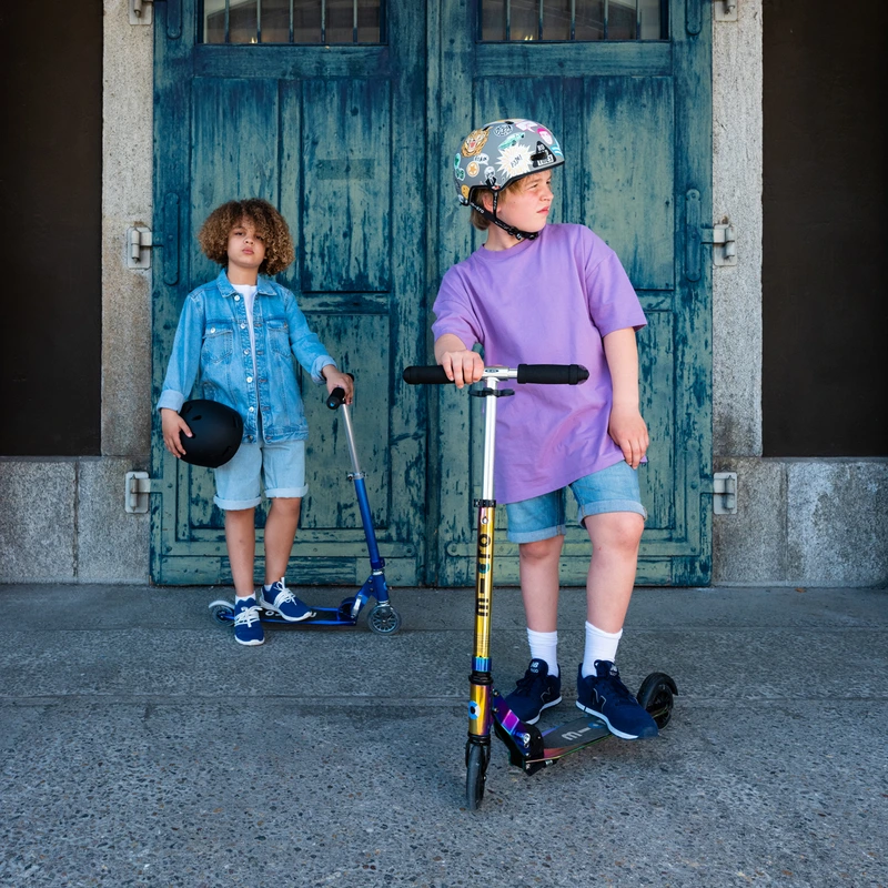 Самокат MICRO серії "Sprite LED" – НЕОХРОМ (до 100  кг (kg), двоколісний, світло)