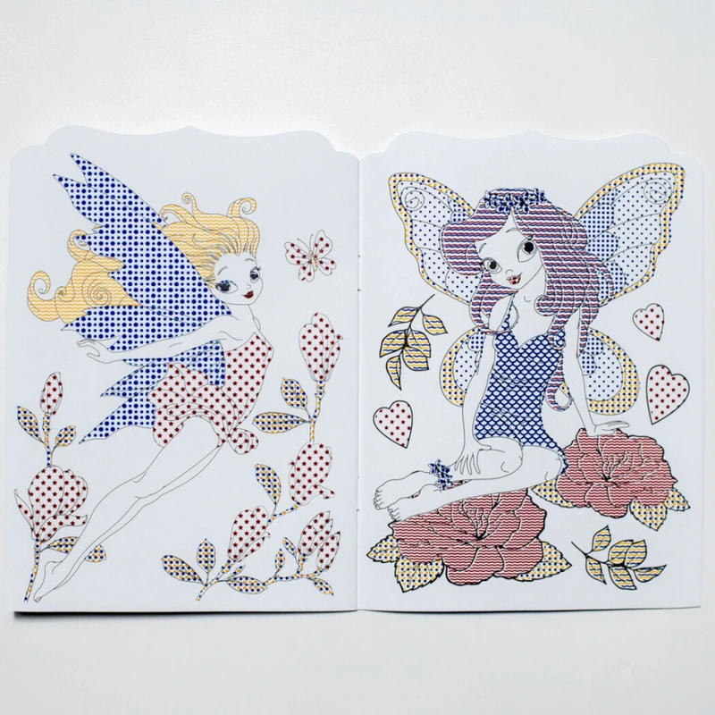 Водна розмальовка "Принцеси" 10171025, 8 сторінок, 22 наліпки