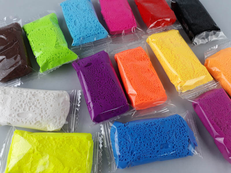 Пластилін легкий ZOOлипашки шоу-бокс "Баранчик" ZIRKA 140213 (шоу-бокс 14 кольорів, 56 стиків по 6 г)